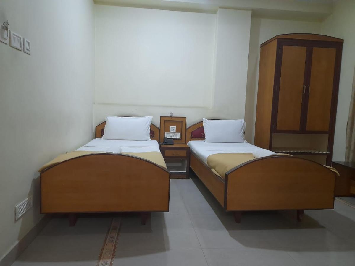 Kochi Dp Oberoi Residency酒店 外观 照片